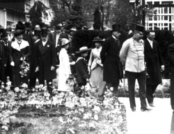 Erzherzog zu Besuch in der G&auml;rtnere Praskac - Foto m. frdl. Erlaubnis von Praskac